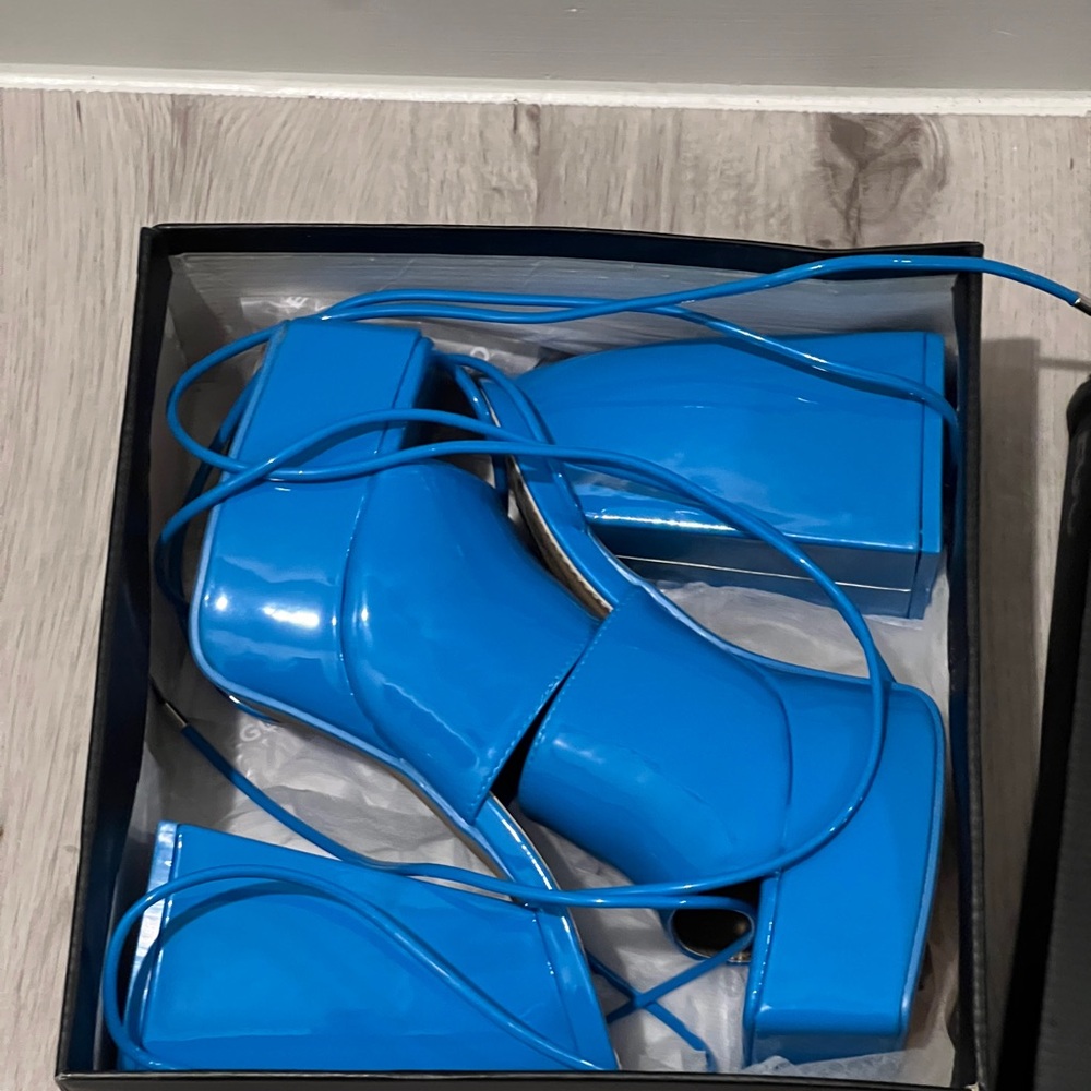 EGO ANGELLIC Women's Blue Platform Heels